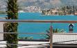 Appartement dans une maison avec plage privée, logement privé à Krašići, Monténégro